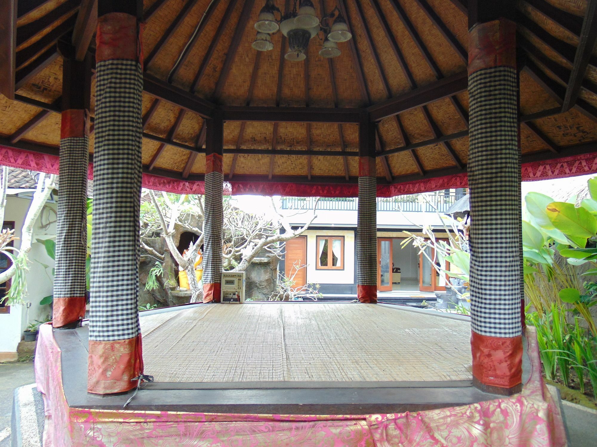 Dipondok Homestay Pecatu Exterior foto